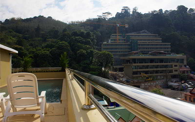 88 Hotel Patong Exteriör bild